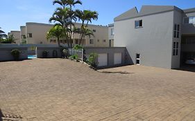 5 Manaba Breeze, Uvongo
